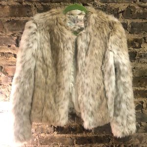 Kimchi Blue Urban Outfitters XS Fahd Fur Jacket